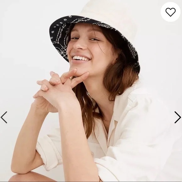 NEW Madewell Reversible Quilted Cotton Bucket Hat Twilight Cream Navy NE846 S/M - Picture 2 of 10